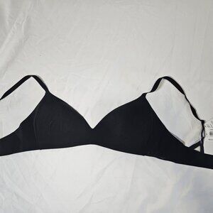 Lululemon Take Shape Bra 36C Black